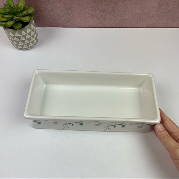 Pfaltzgraff Red Holly Berry Holly White Green Dish Plate - Picture 6 of 6